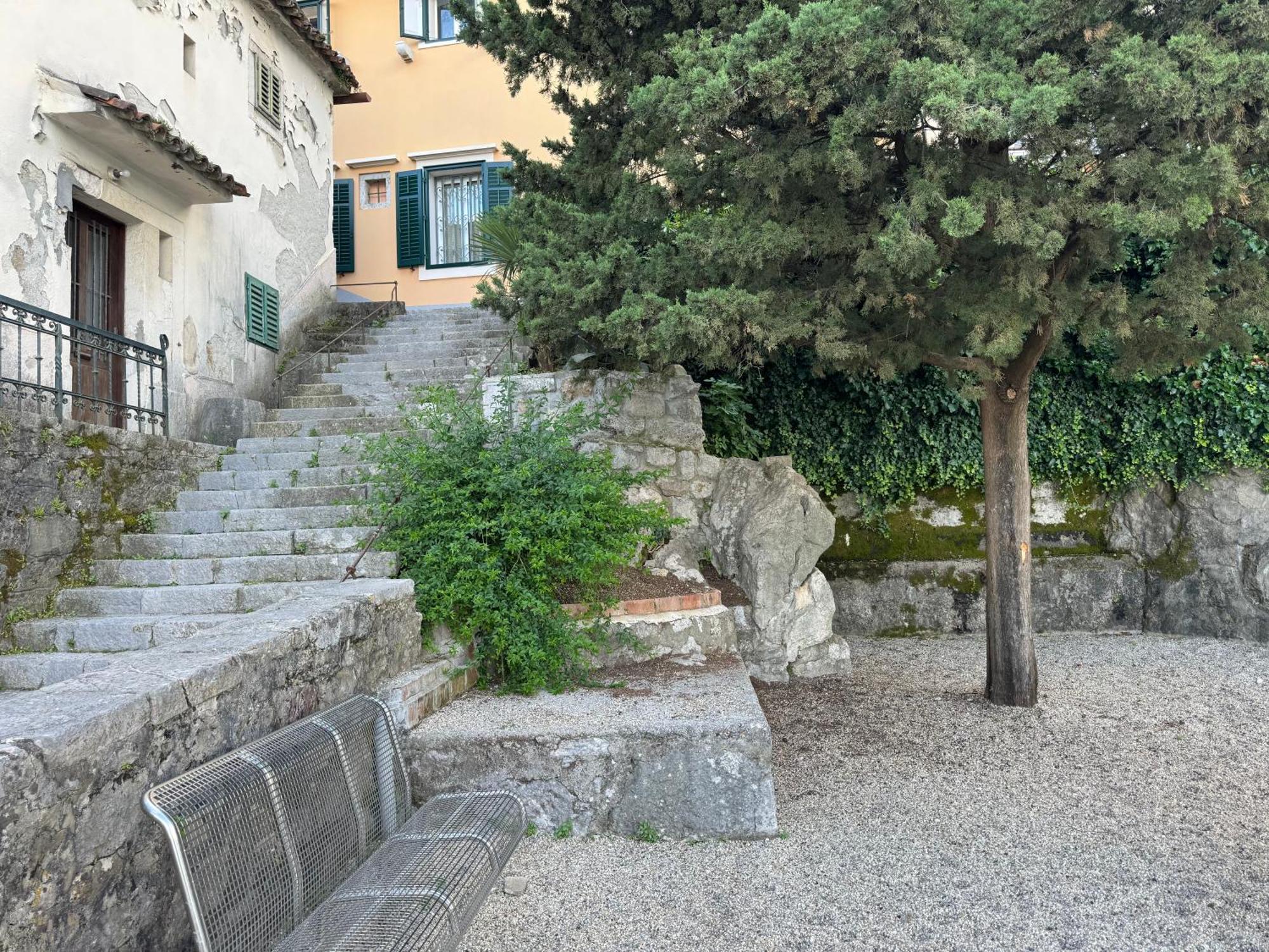 Apartment Mirna - What You See Is What You Get Opatija Bagian luar foto